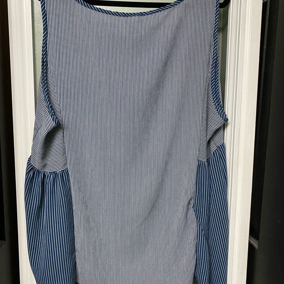 Torrid size 3 tank - Picture 2 of 3